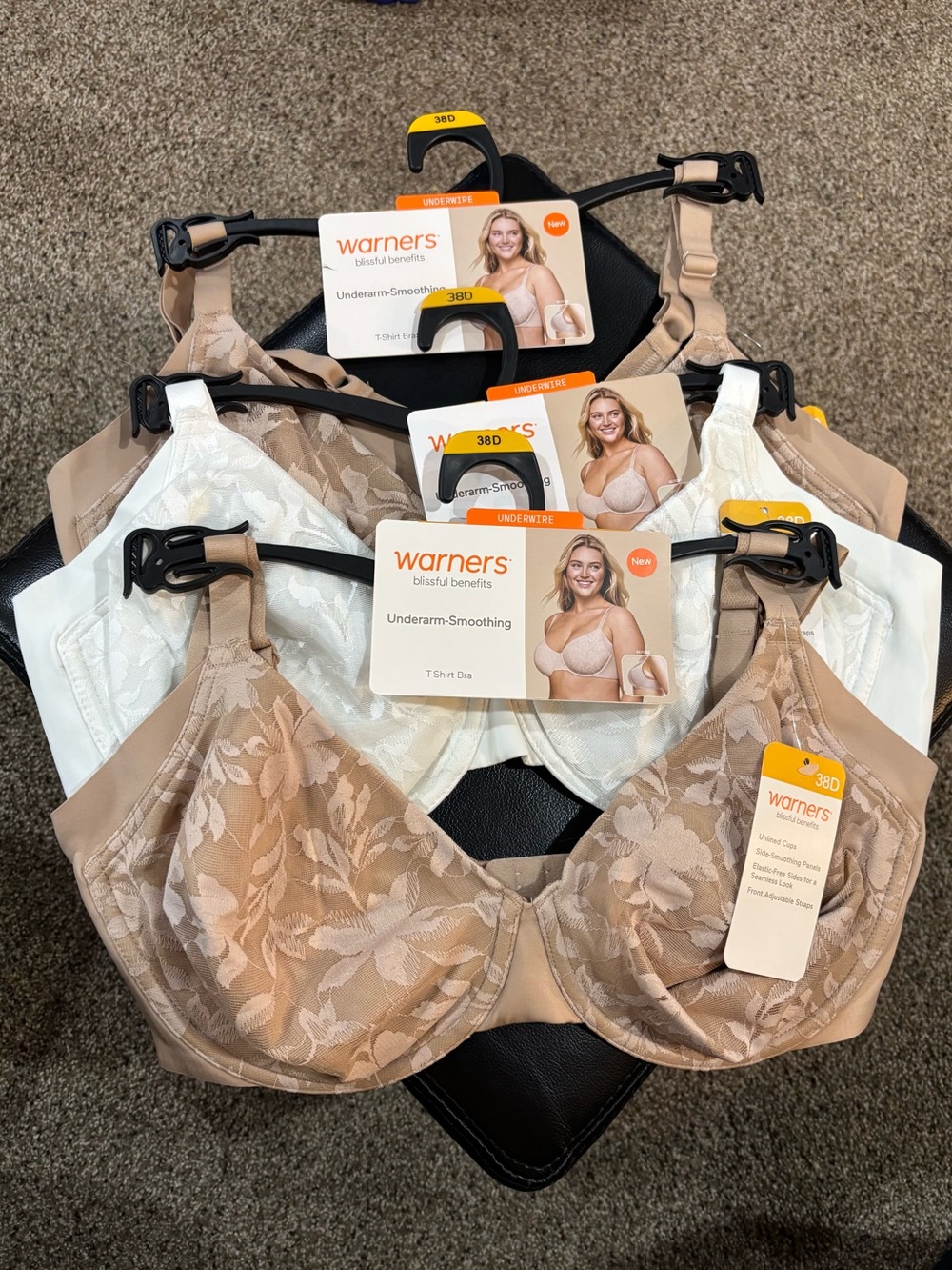 Warners white tan underwire unlined underarm-smoothing lace bras size 38D